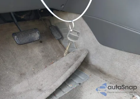 1998 Toyota Camry Le from USA, damaged, VIN 4T1BG22K2WU278958